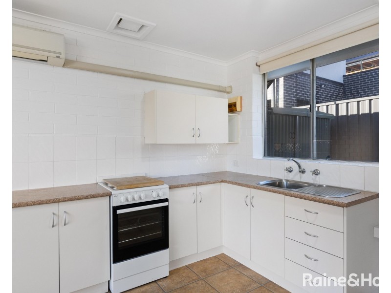 1/54 Seaview Road, West Beach SA 5024