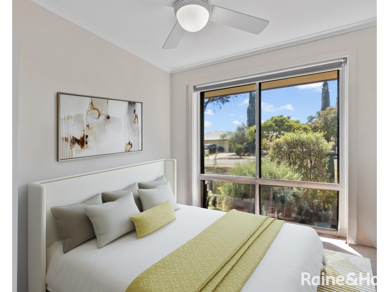 12/2A Karu Crescent, Mitchell Park SA 5043