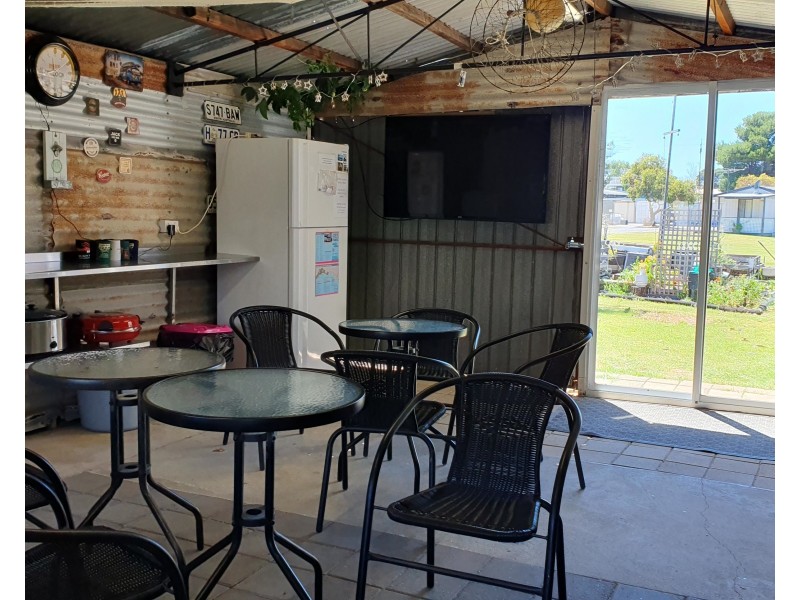 E1/4 Madsen Street, Hindmarsh Island SA 5214