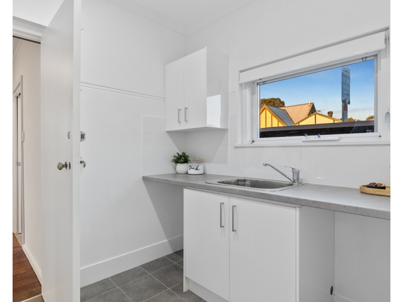 476 Cross Road, Glandore SA 5037