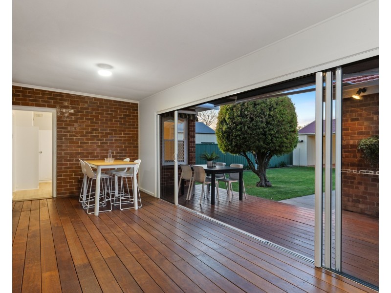 476 Cross Road, Glandore SA 5037