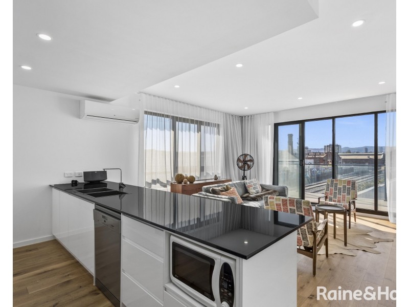 204/15 West Street, Hindmarsh SA 5007