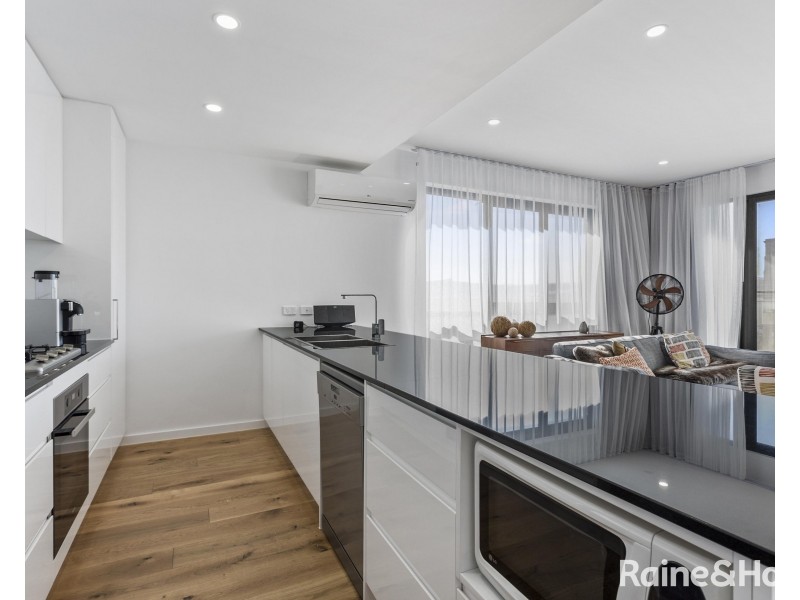 204/15 West Street, Hindmarsh SA 5007