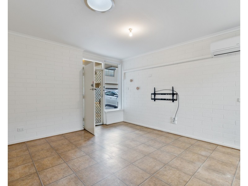 2/54 Seaview Rd, West Beach SA 5024