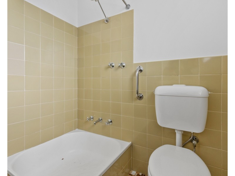 2/54 Seaview Rd, West Beach SA 5024