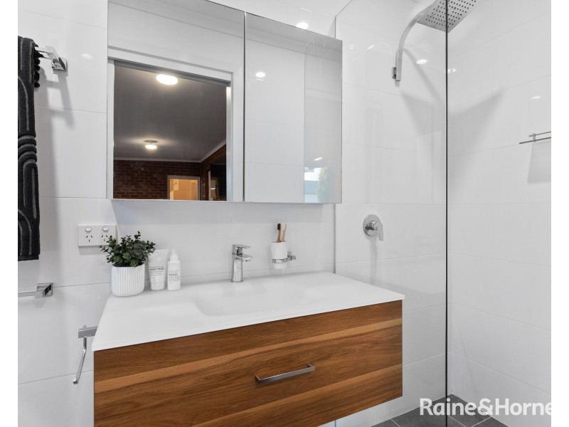 476 Cross Road, Glandore SA 5037