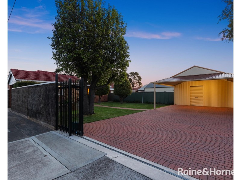 476 Cross Road, Glandore SA 5037