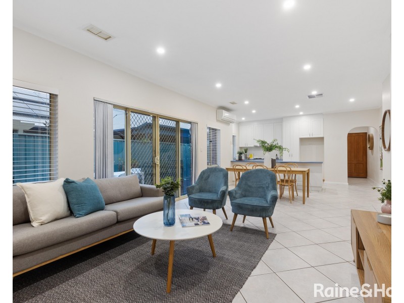 6 Dotterel Place, Mawson Lakes SA 5095