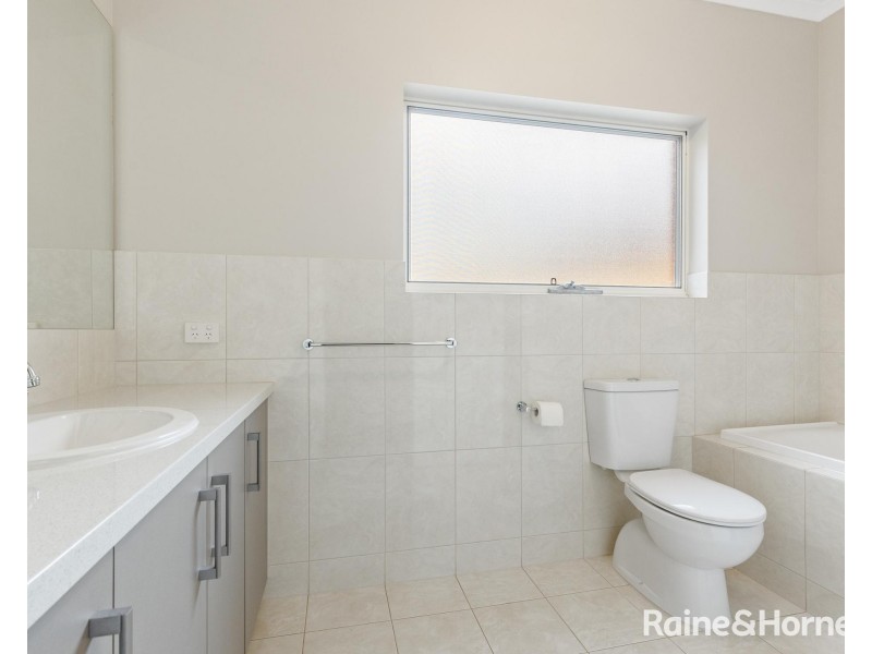 16 Allchurch Ave, North Plympton SA 5037