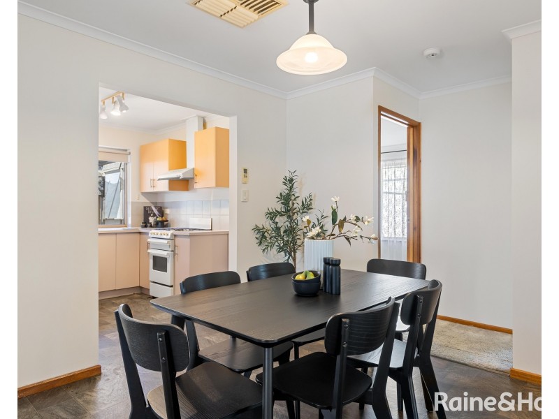 1 Littler Drive, Fairview Park SA 5126