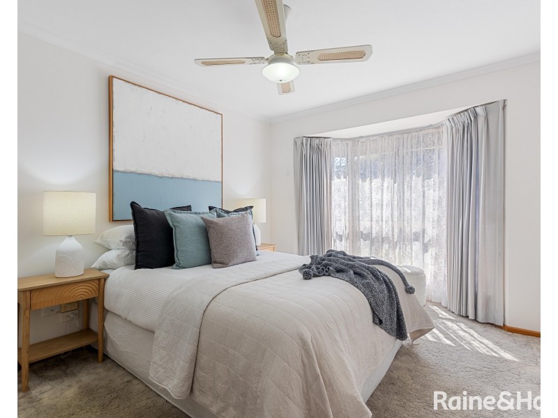 1 Littler Drive, Fairview Park SA 5126