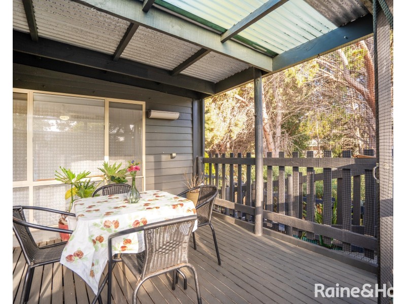 Cabin 30/4 Madsen St, Hindmarsh Island SA 5214