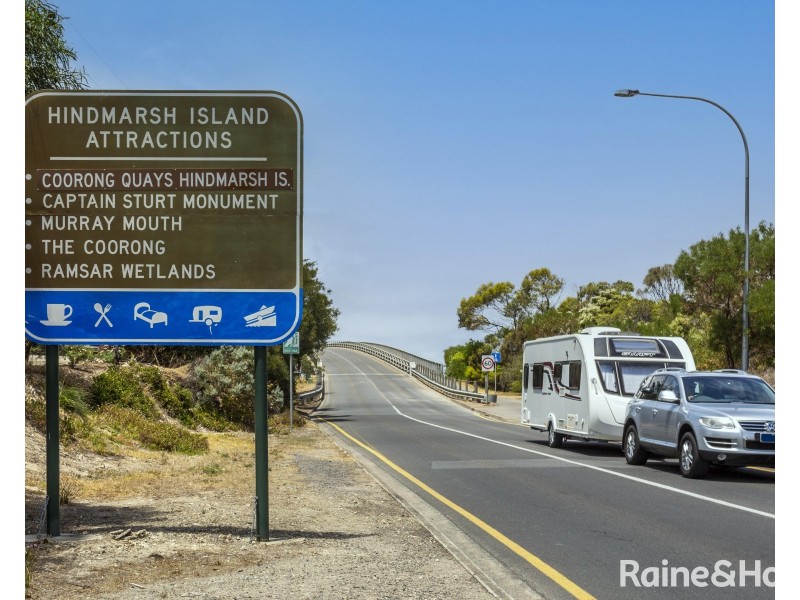 Cabin 30/4 Madsen St, Hindmarsh Island SA 5214