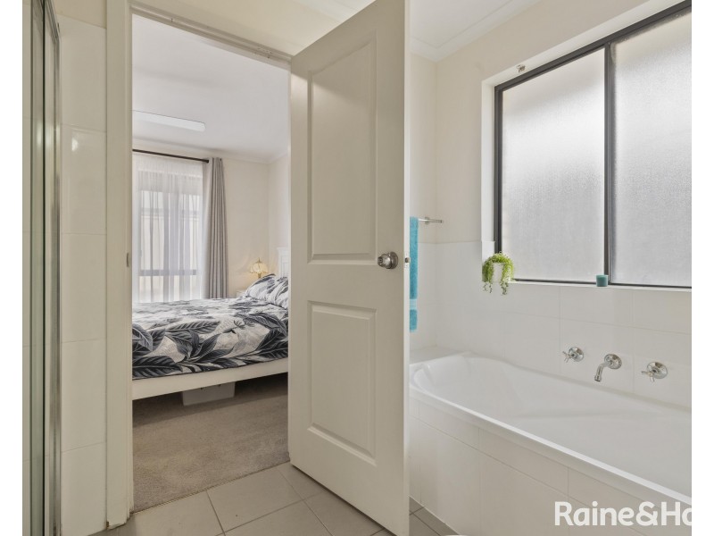 5/37 Chynoweth Avenue, Hackham SA 5163