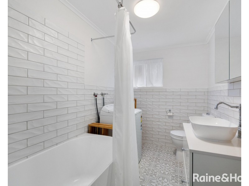 1/1 Hale Street, Everard Park SA 5035