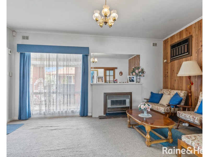 56 Barnes Avenue, Marleston SA 5033