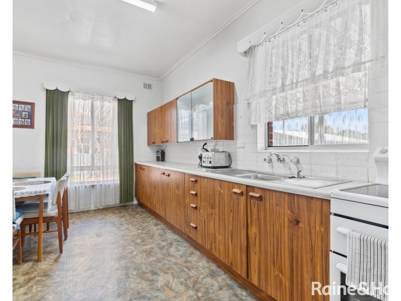 56 Barnes Avenue, Marleston SA 5033