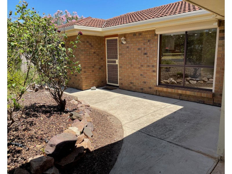 4 Pitcairn Circuit, Seaford Rise SA 5169