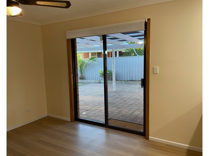 4 Pitcairn Circuit, Seaford Rise SA 5169