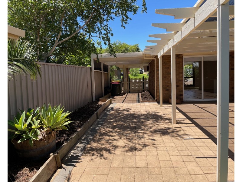 4 Pitcairn Circuit, Seaford Rise SA 5169