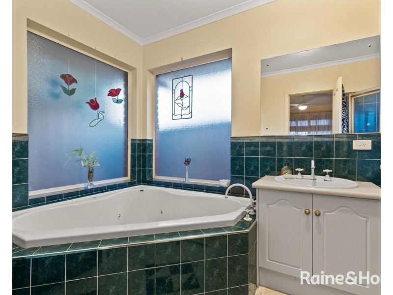 2/11a Manfred Street, Plympton SA 5038