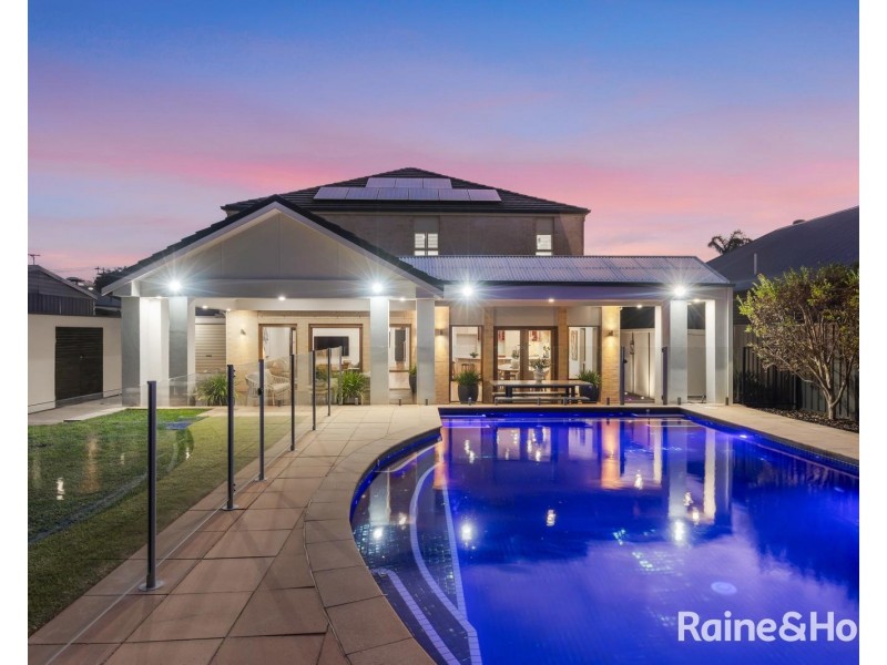 12 Amherst Ave, Trinity Gardens SA 5068