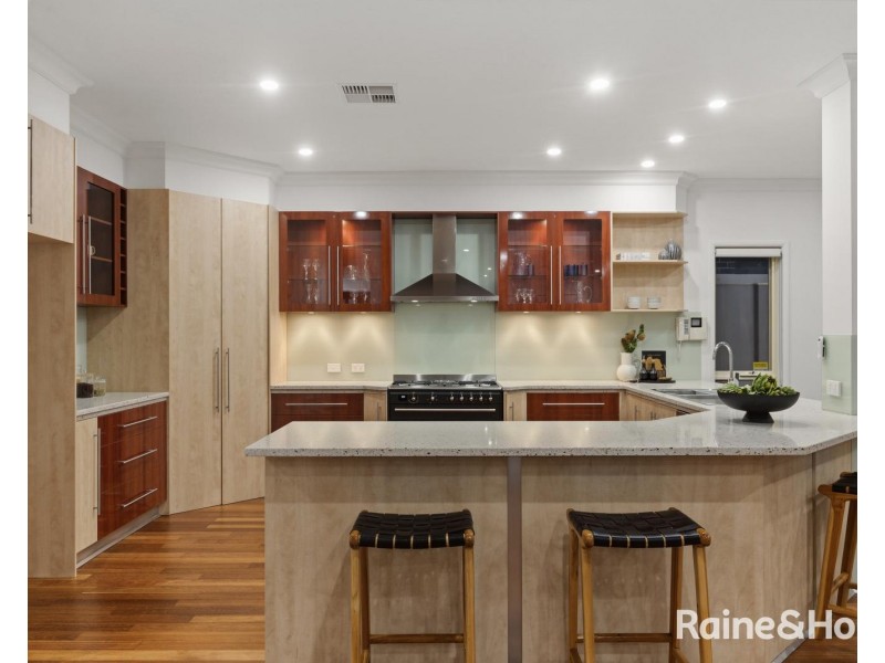 12 Amherst Ave, Trinity Gardens SA 5068