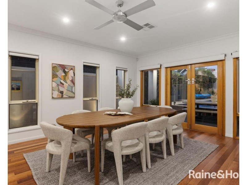 12 Amherst Ave, Trinity Gardens SA 5068