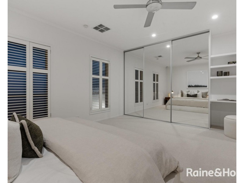 12 Amherst Ave, Trinity Gardens SA 5068