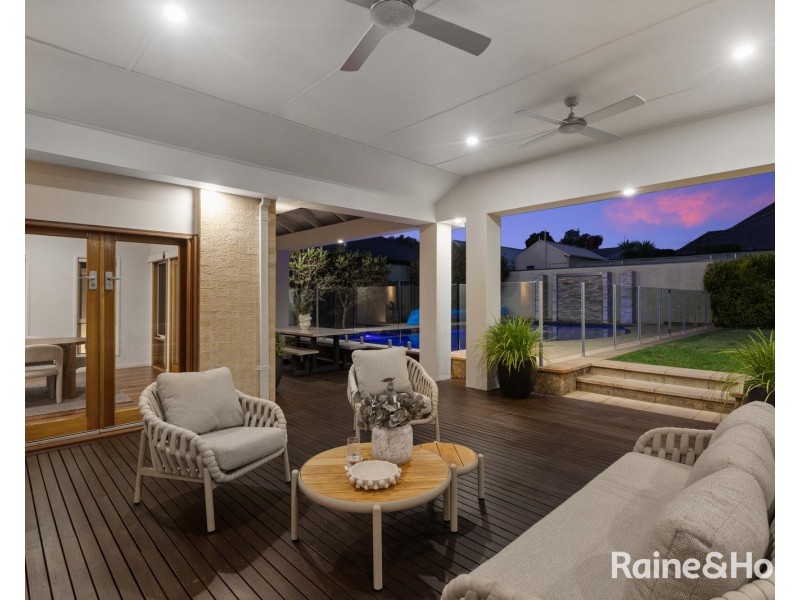 12 Amherst Ave, Trinity Gardens SA 5068