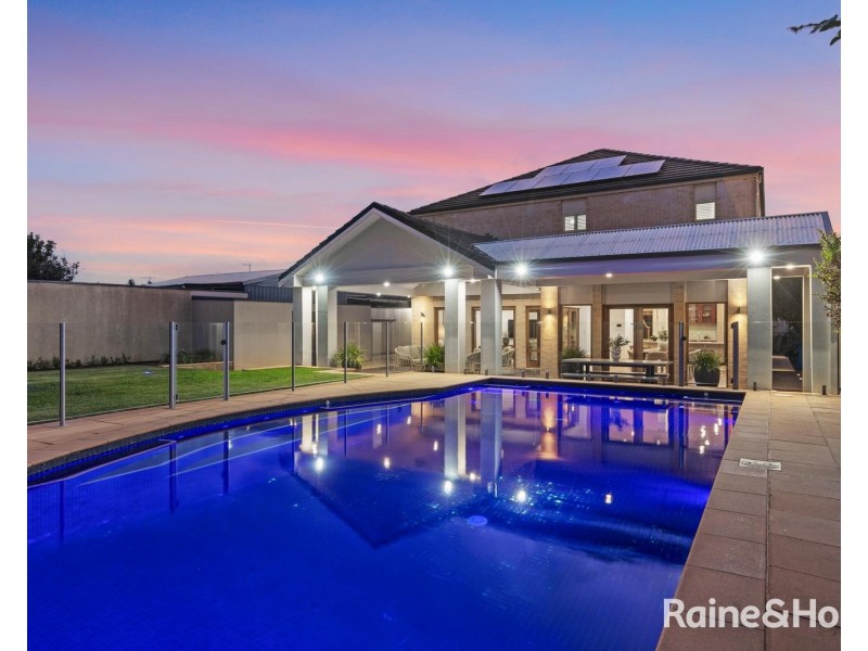 12 Amherst Ave, Trinity Gardens SA 5068