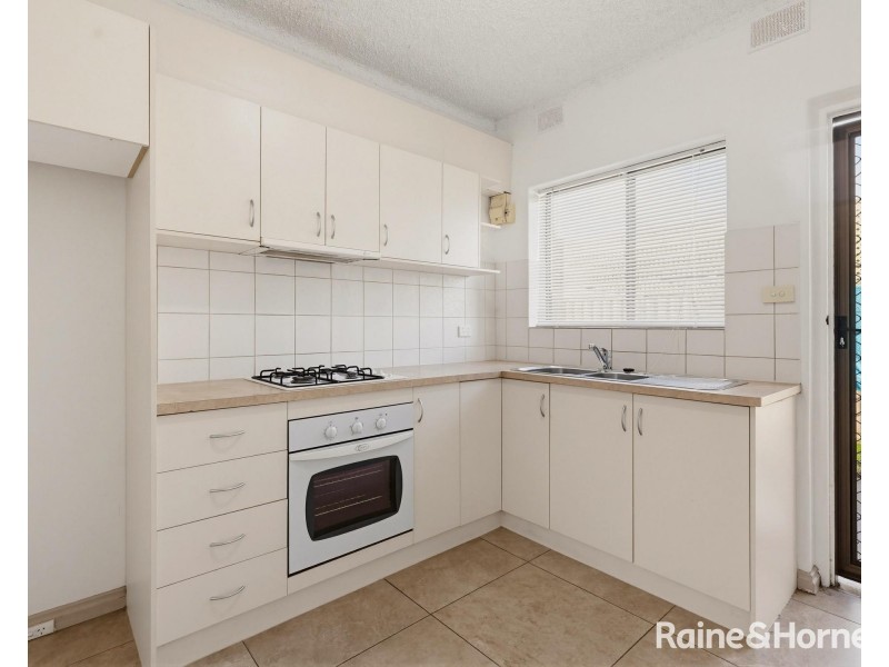 3/64 Forest Avenue, Black Forest SA 5035