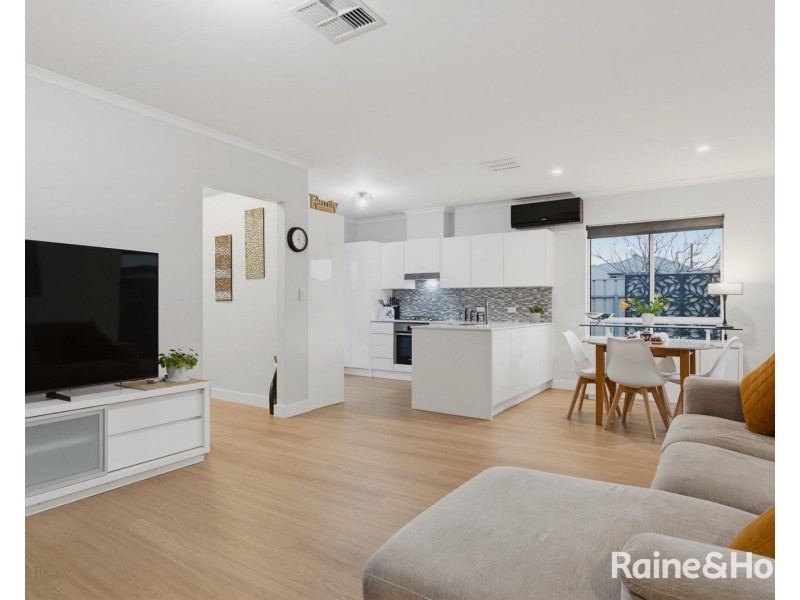 27 Selkirk Avenue, Seaton SA 5023