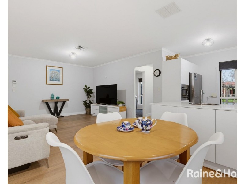 27 Selkirk Avenue, Seaton SA 5023