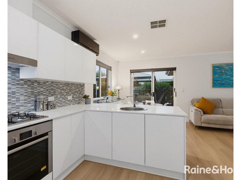 27 Selkirk Avenue, Seaton SA 5023