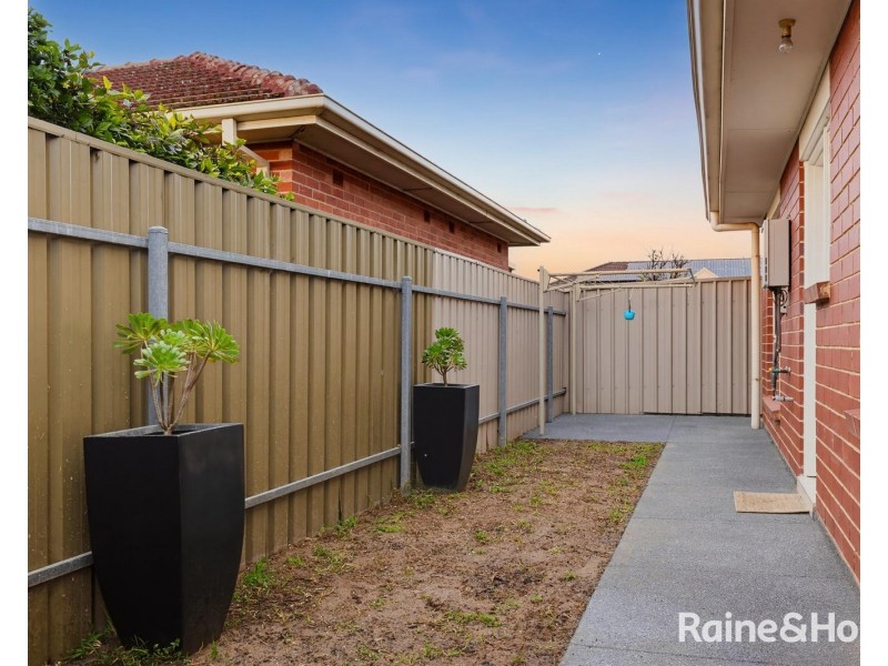27 Selkirk Avenue, Seaton SA 5023