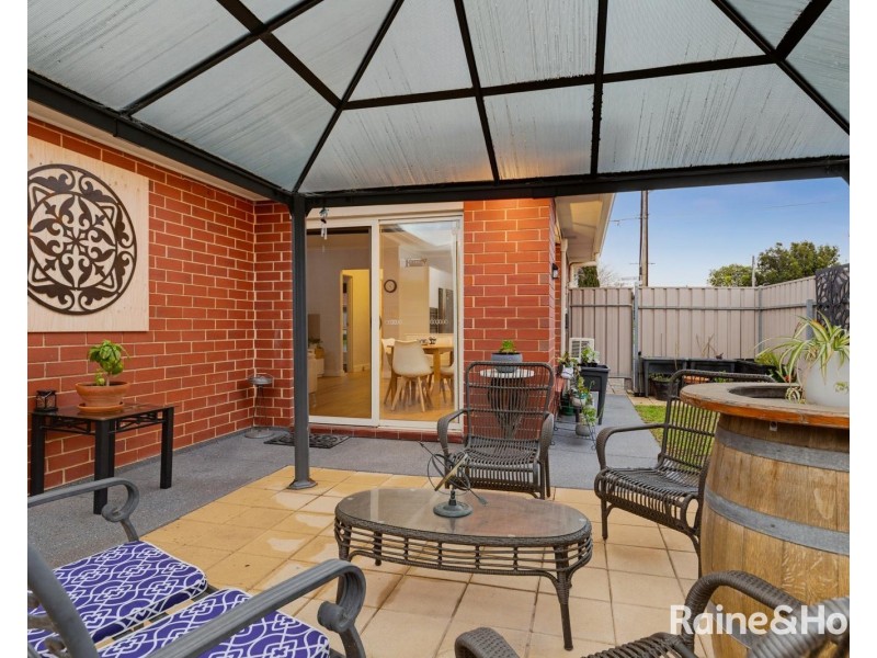 27 Selkirk Avenue, Seaton SA 5023