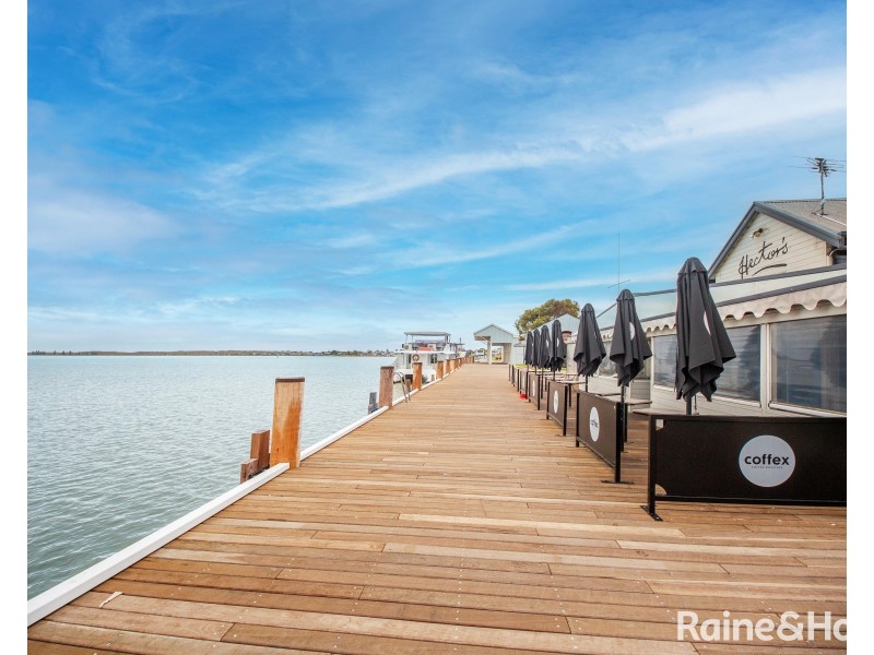 1/2 Loveday Street, Goolwa SA 5214