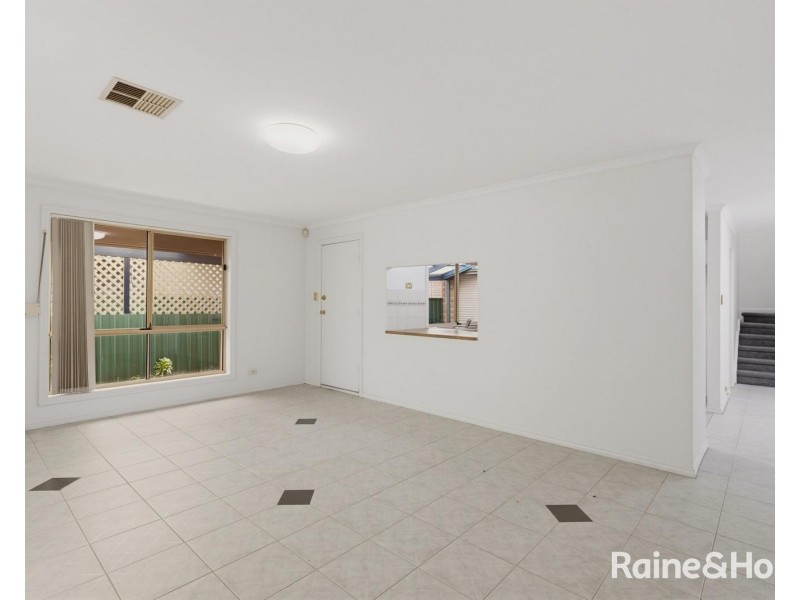 11 Flinders Road, Hillcrest SA 5086