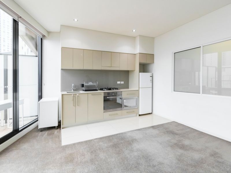 909 718 George Street, Sydney NSW 2000