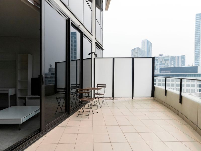 909 718 George Street, Sydney NSW 2000