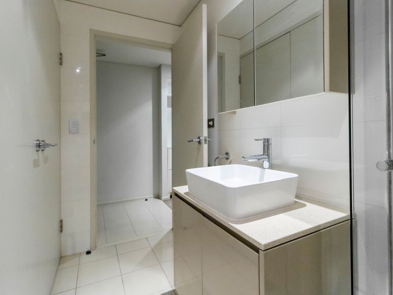 909 718 George Street, Sydney NSW 2000