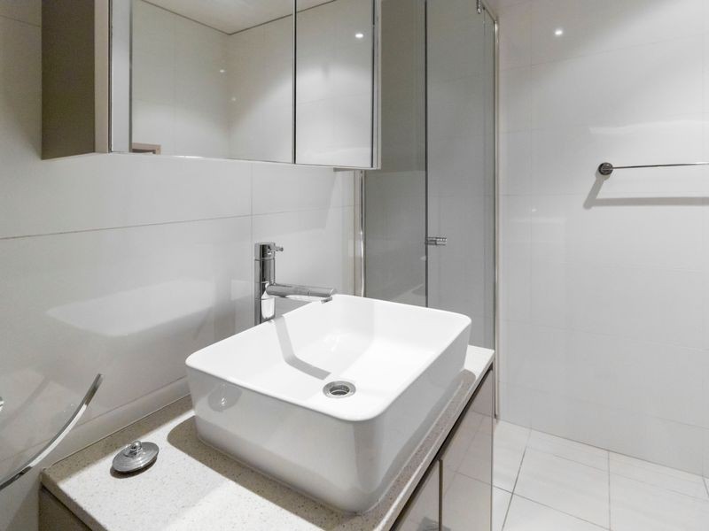 909 718 George Street, Sydney NSW 2000