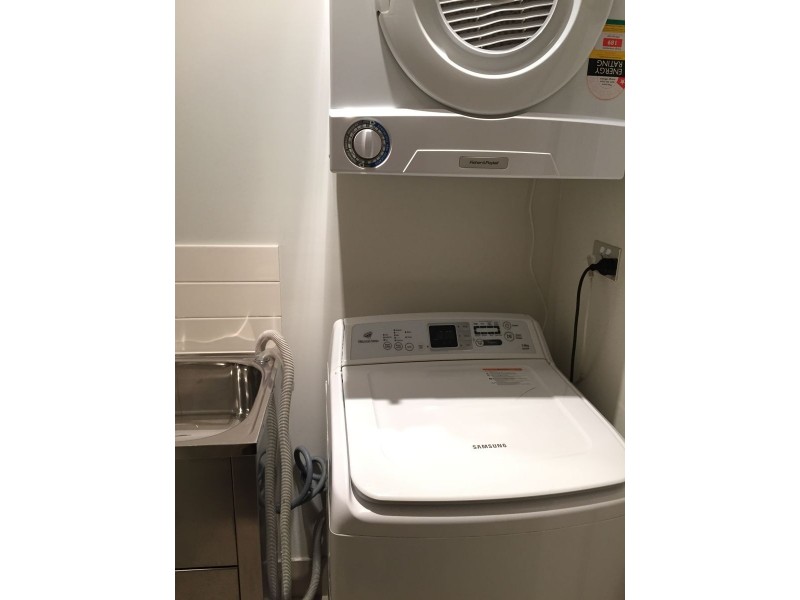 Unit 811 718 George Street, Sydney NSW 2000