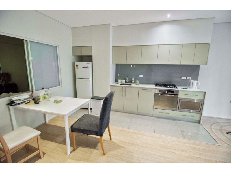 Unit 304 718 George Street, Sydney NSW 2000