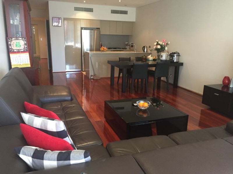 Unit 1001 718 George Street, Sydney NSW 2000