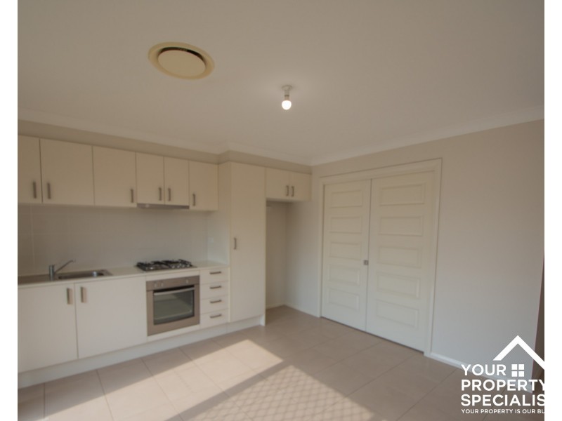 5A Jeffery Street, Carnes Hill NSW 2171