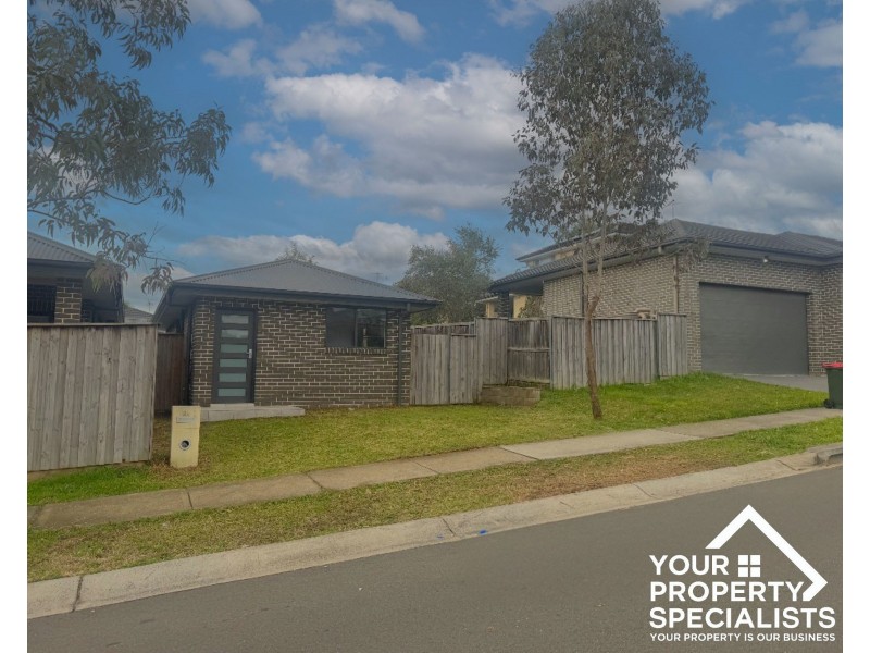 2a Cartwright Crescent, Airds NSW 2560