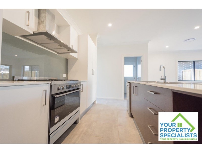 2 Cartwright Crescent, Airds NSW 2560