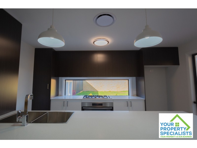 7B Lowndes Drive, Oran Park NSW 2570